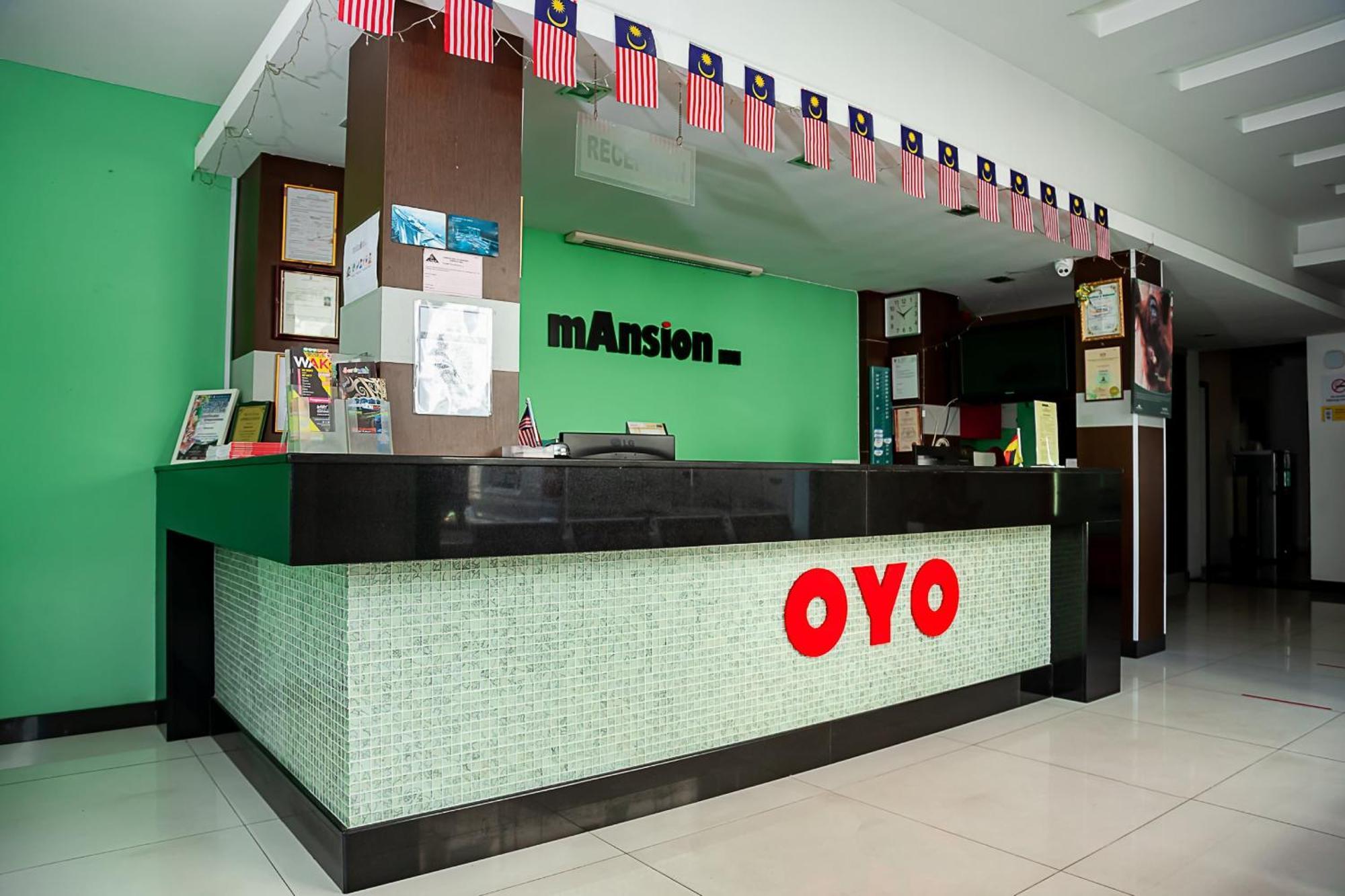 Super Oyo 90055 Mansion Inn Sibu Esterno foto